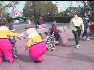 Tweedle Dee and Tweedle Dum try to catch Juli