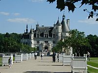 The approach to the chateau reminds on of Disney