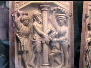 How to tell a story to those who can't read.