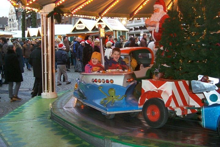 Alex and Juli ride a boat