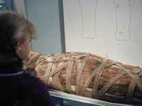 Juli sees her first mummy of the day